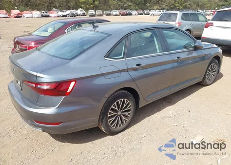 2021 Volkswagen Jetta 1.4T R-Line/1.4T S/1.4T Se z USA, uszkodzony, nr VIN 3VWC57BU8MM044206